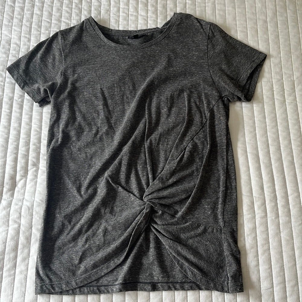 Grey short sleeve shirt